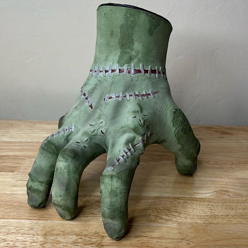 Animated Monster Hand Creepy Halloween Decoration Prop